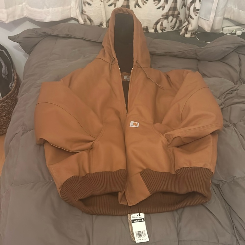 Carhartt Men’s insulated active jacket